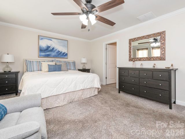 524 Cranford Drive, Pineville, NC 28134