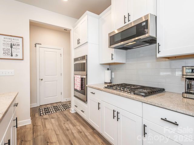 524 Cranford Drive, Pineville, NC 28134