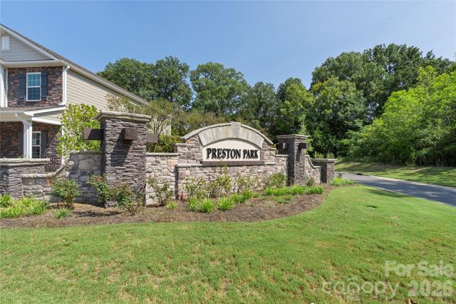 524 Cranford Drive, Pineville, NC 28134