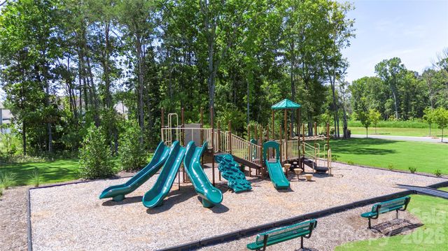 524 Cranford Drive, Pineville, NC 28134