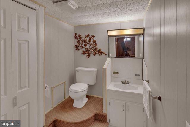 39 ASHLEY AVE, Ewing, NJ 08618