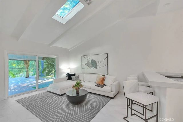 29846 Triunfo Drive, Agoura Hills, CA 91301