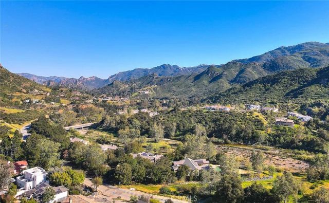 29846 Triunfo Drive, Agoura Hills, CA 91301