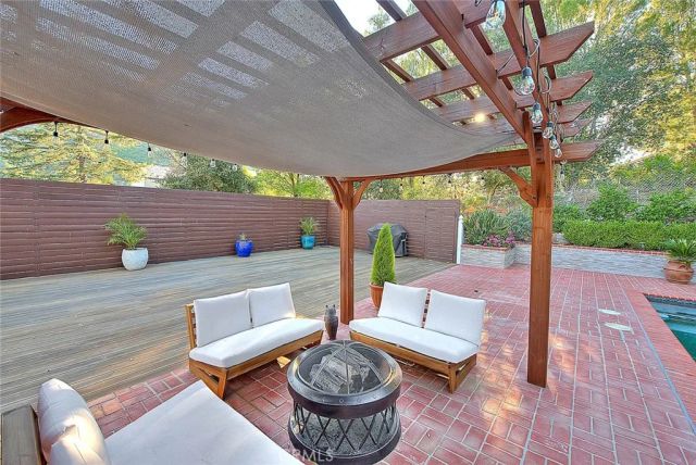 29846 Triunfo Drive, Agoura Hills, CA 91301