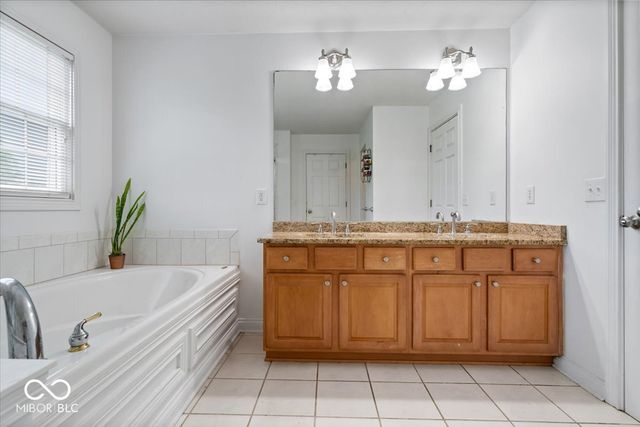 16424 Stony Ridge Drive, Noblesville, IN 46060