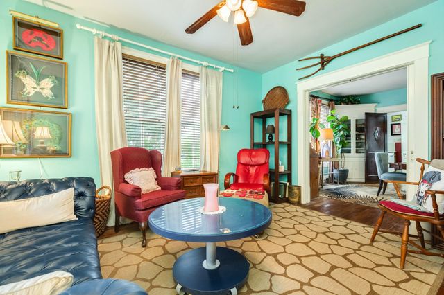 3727 Avenue R, Galveston, TX 77550