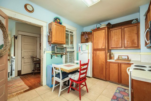 3727 Avenue R, Galveston, TX 77550