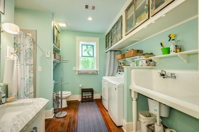 3727 Avenue R, Galveston, TX 77550