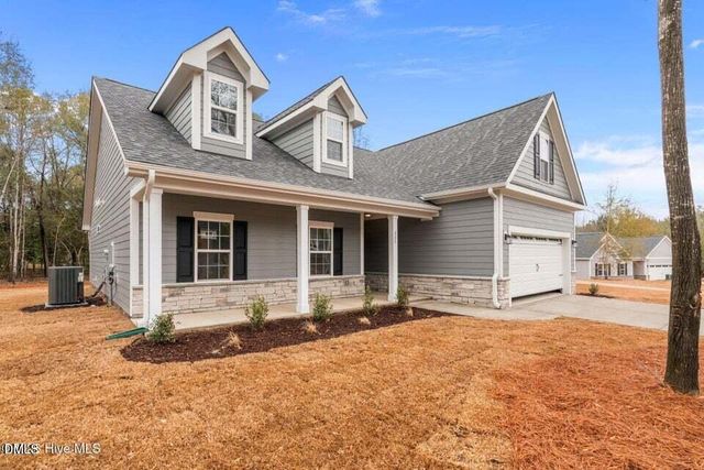 225 Telluride Court, Aberdeen, NC 28315