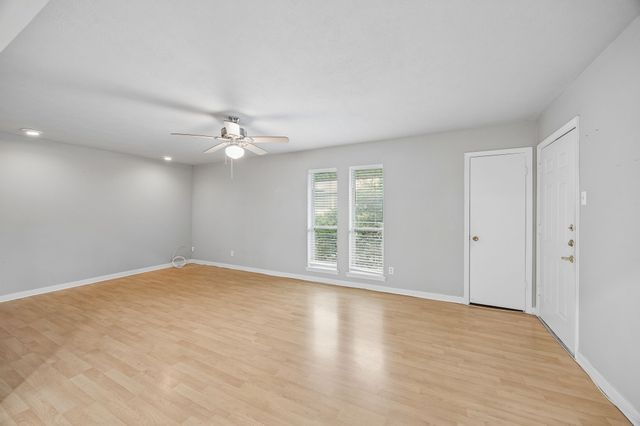 5082 Matilda Street 221, Dallas, TX 75206