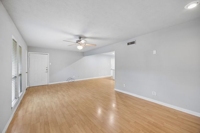 5082 Matilda Street 221, Dallas, TX 75206