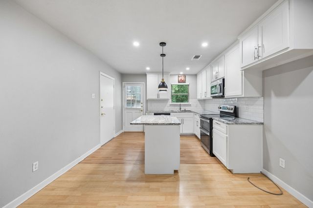5082 Matilda Street 221, Dallas, TX 75206