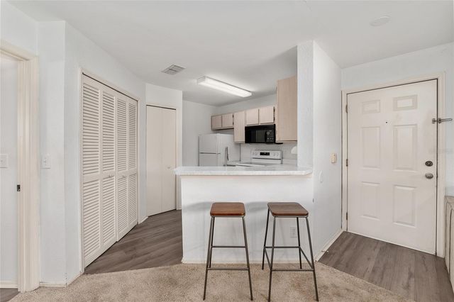 3705 SW 27TH STREET 828, Gainesville, FL 32608