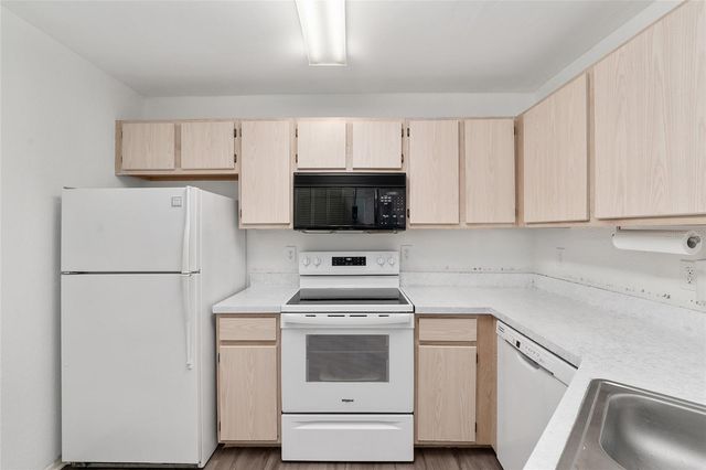 3705 SW 27TH STREET 828, Gainesville, FL 32608