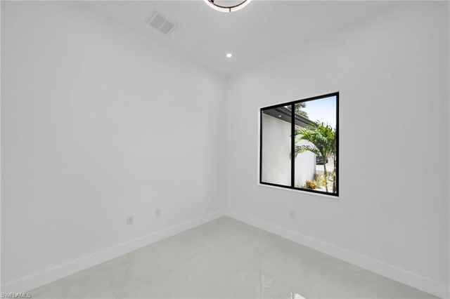 3916 SW 20th AVE, Cape Coral, FL 33914