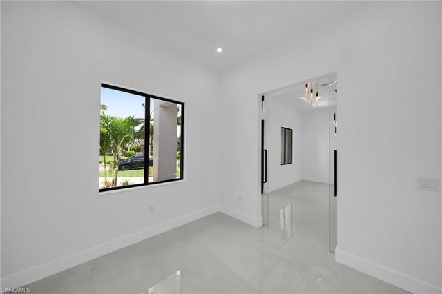3916 SW 20th AVE, Cape Coral, FL 33914