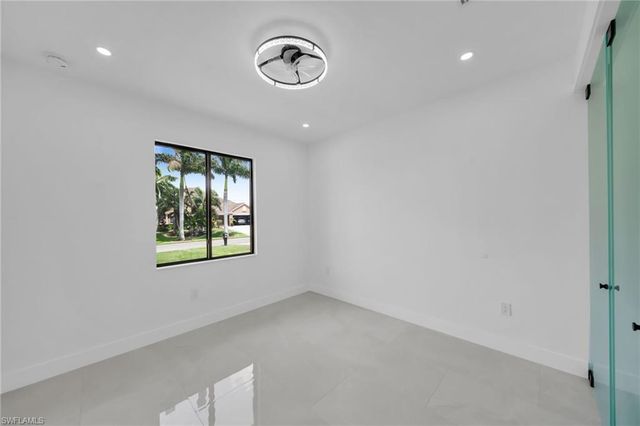 3916 SW 20th AVE, Cape Coral, FL 33914