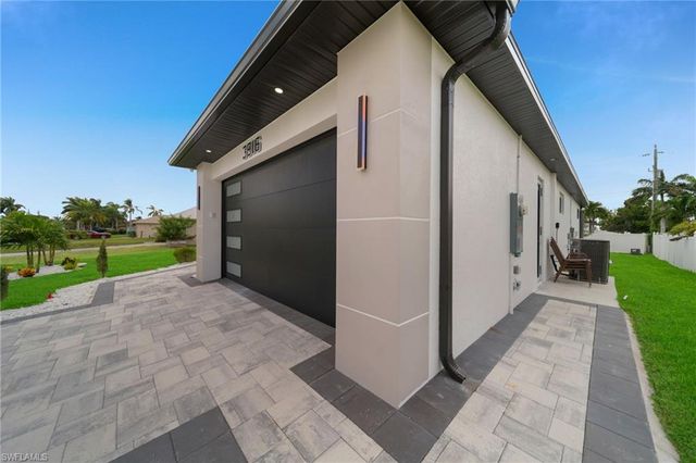 3916 SW 20th AVE, Cape Coral, FL 33914