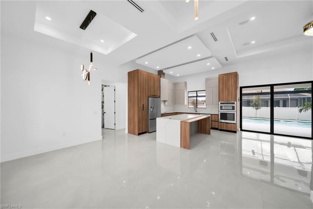 Image 8 of property listing at 3916 SW 20th AVE, Cape Coral, FL 33914