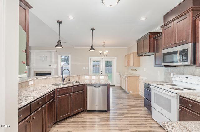 2440 Us Highway 70a E, Selma, NC 27576