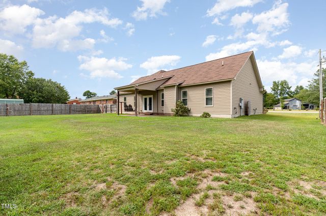 2440 Us Highway 70a E, Selma, NC 27576