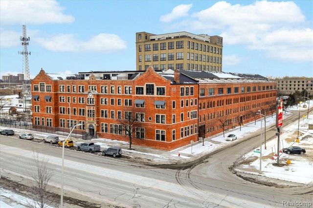 6533 E Jefferson Avenue 214W, Detroit, MI 48207