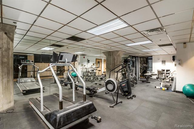 6533 E Jefferson Avenue 214W, Detroit, MI 48207