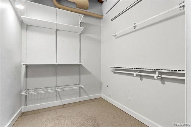 6533 E Jefferson Avenue 214W, Detroit, MI 48207