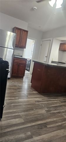 51 Brayton Avenue 4, Providence, RI 02903