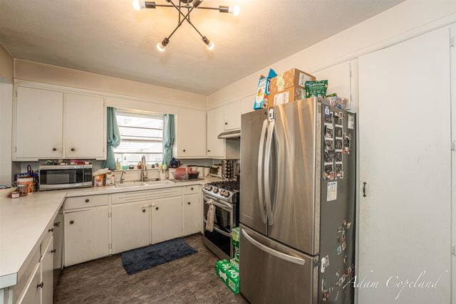 3709 Boone Avenue, Wyoming, MI 49519