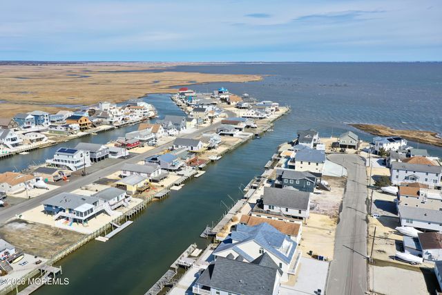 170 Flamingo Road, Tuckerton, NJ 08087