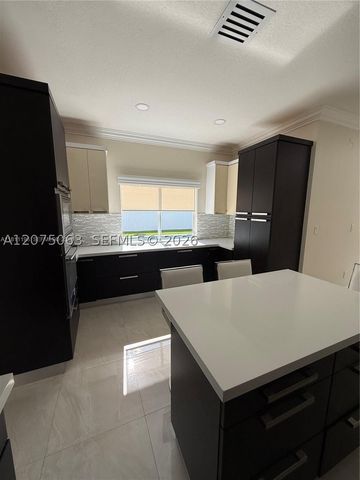 15624 SW 20th St 0, Miami, FL 33185