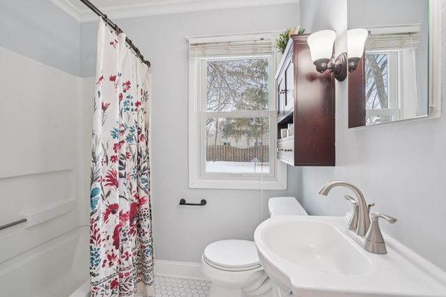 2813 Oregon Avenue S, Saint Louis Park, MN 55426