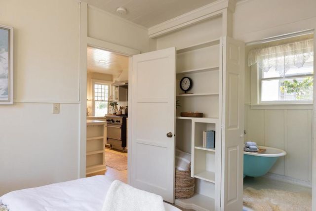 119 Fountain Avenue, Pacific Grove, CA 93950