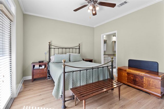 1711 Old Spanish Trail 136, Houston, TX 77054