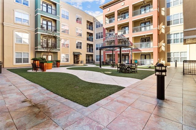 1711 Old Spanish Trail 136, Houston, TX 77054