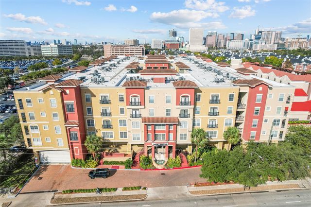 1711 Old Spanish Trail 136, Houston, TX 77054