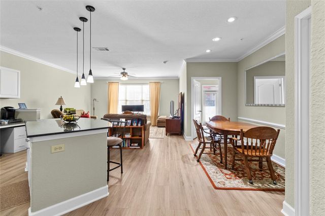 1711 Old Spanish Trail 136, Houston, TX 77054