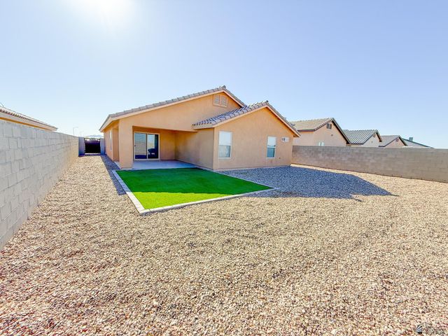 4168 S Hinckley Dr, Yuma, AZ 85365
