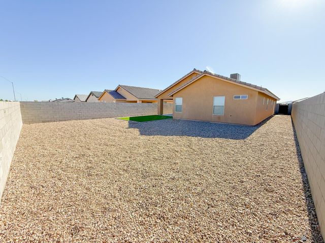 4168 S Hinckley Dr, Yuma, AZ 85365
