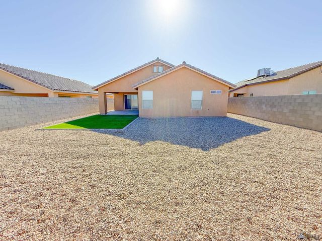 4168 S Hinckley Dr, Yuma, AZ 85365