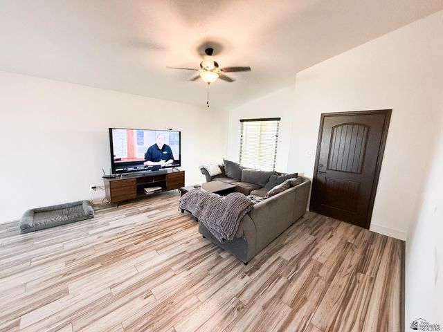 4168 S Hinckley Dr, Yuma, AZ 85365