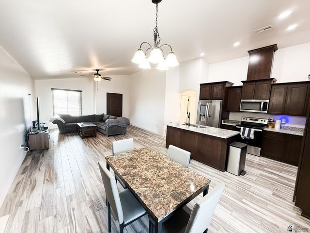 4168 S Hinckley Dr, Yuma, AZ 85365