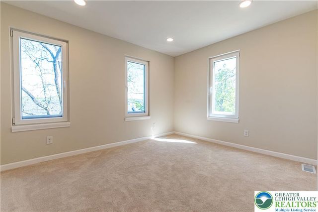 1156 William Street, Bethlehem City, PA 18015