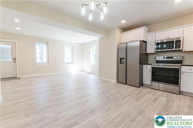 1156 William Street, Bethlehem City, PA 18015