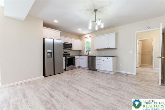 1156 William Street, Bethlehem City, PA 18015