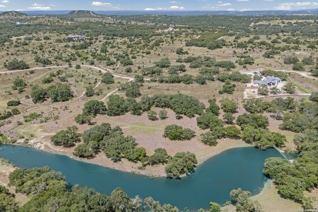 1364 N WALNUT SPRINGS RD, Johnson City, TX 78636