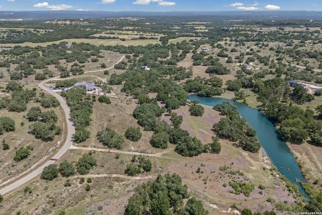 1364 N WALNUT SPRINGS RD, Johnson City, TX 78636