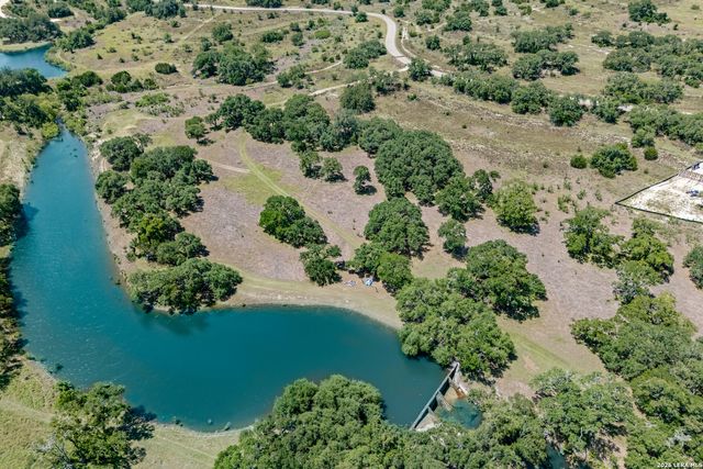 1364 N WALNUT SPRINGS RD, Johnson City, TX 78636