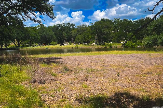 1364 N WALNUT SPRINGS RD, Johnson City, TX 78636